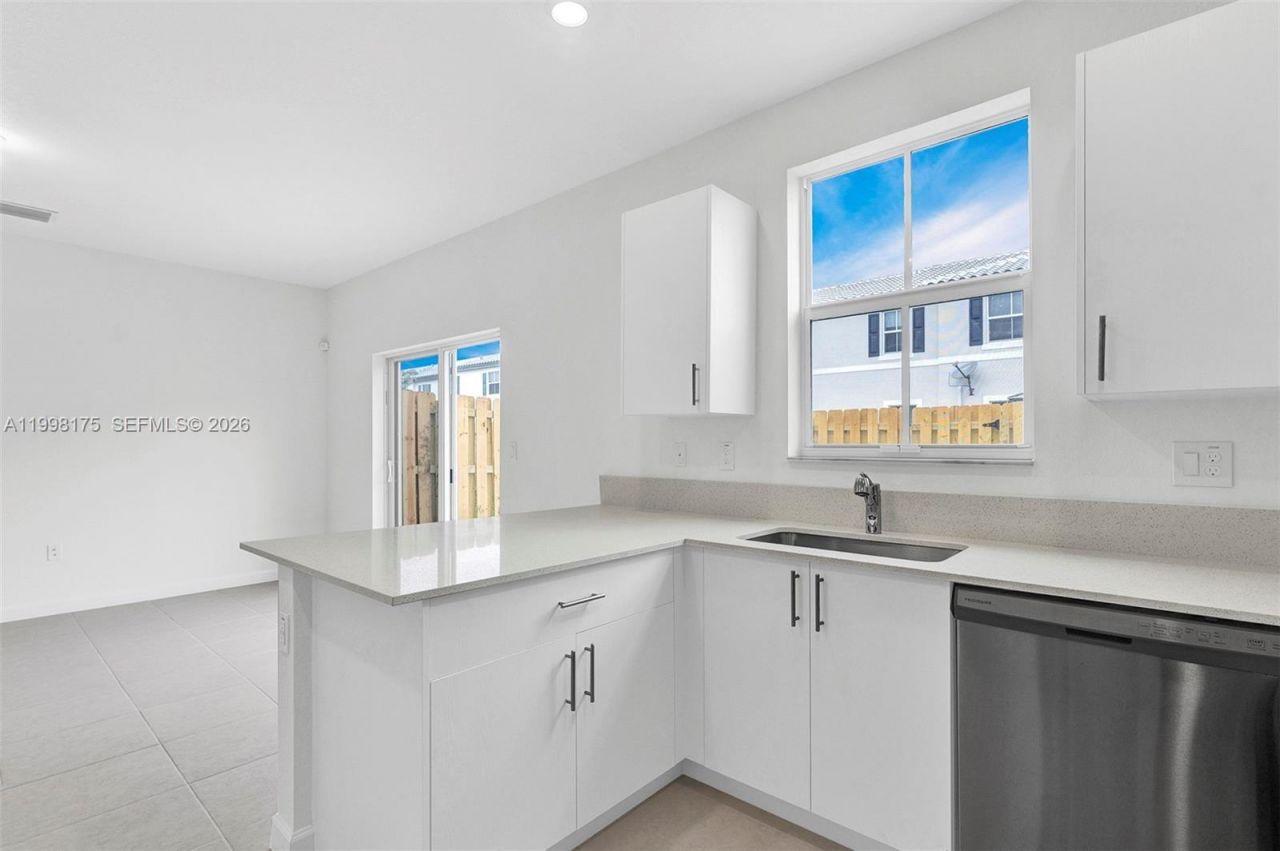 11925 NW 46th St, Coral Springs, FL 33076 Photo