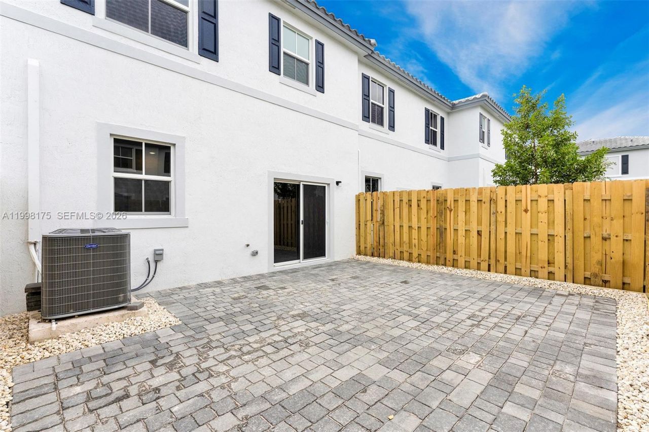 11925 NW 46th St, Coral Springs, FL 33076 Photo