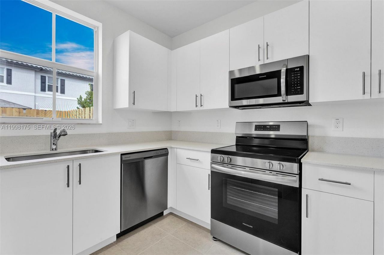 11925 NW 46th St, Coral Springs, FL 33076 Photo