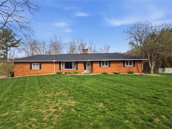 3221 Arrow Point Drive, Zanesville, OH 43701