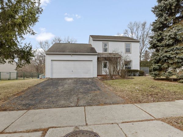1580 Riverwood Drive , Algonquin, IL 60102
