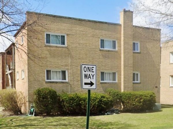 8300 CHRISTIANA Avenue , Unit 2E, Skokie, IL 60076