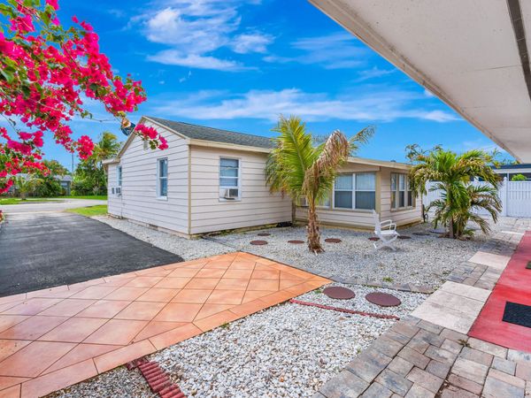 505 Foresteria Drive, Lake Park, FL 33403