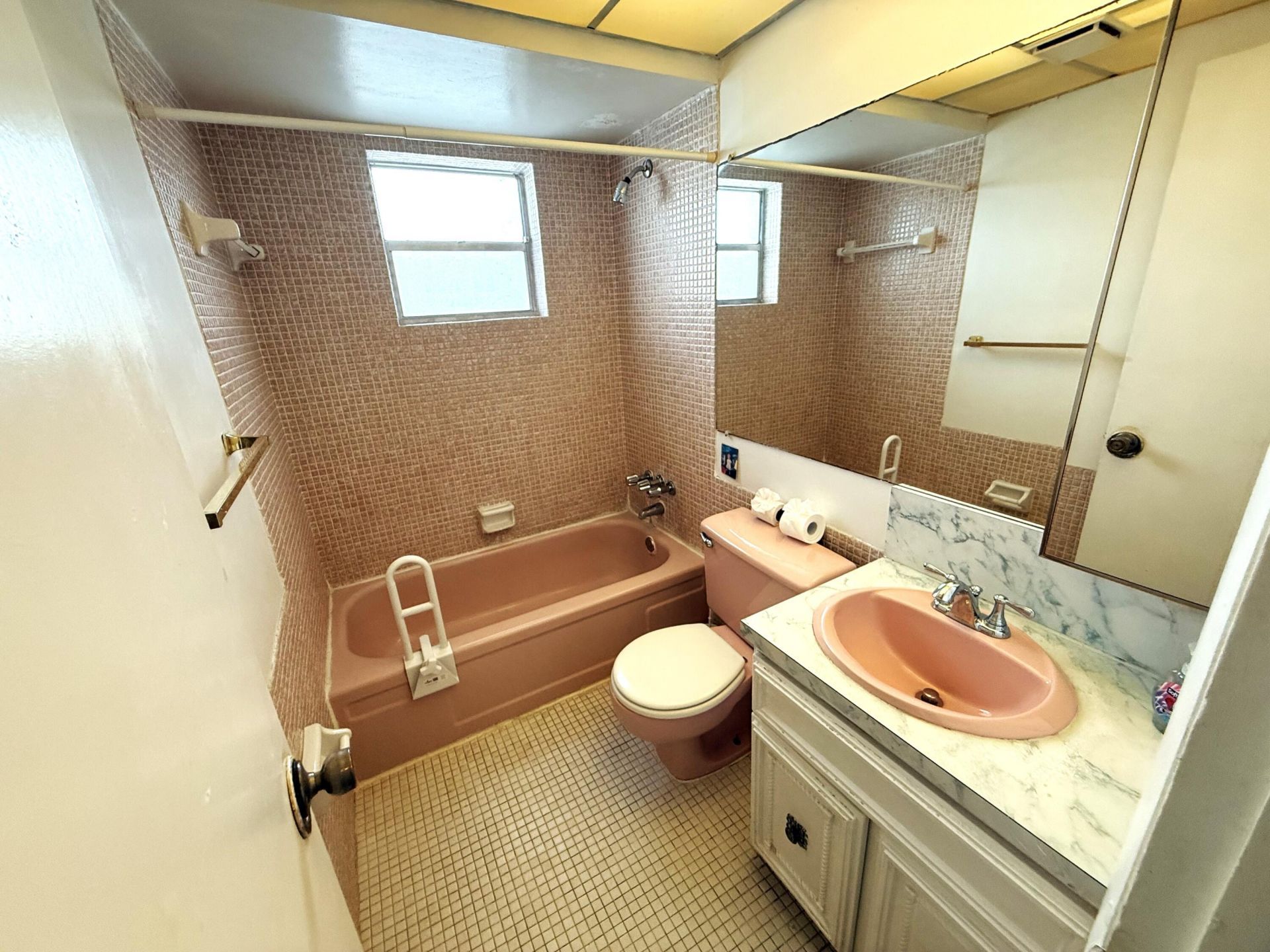 1967 S Ocean Boulevard, Unit 221d, Pompano Beach, FL 33062 Photo