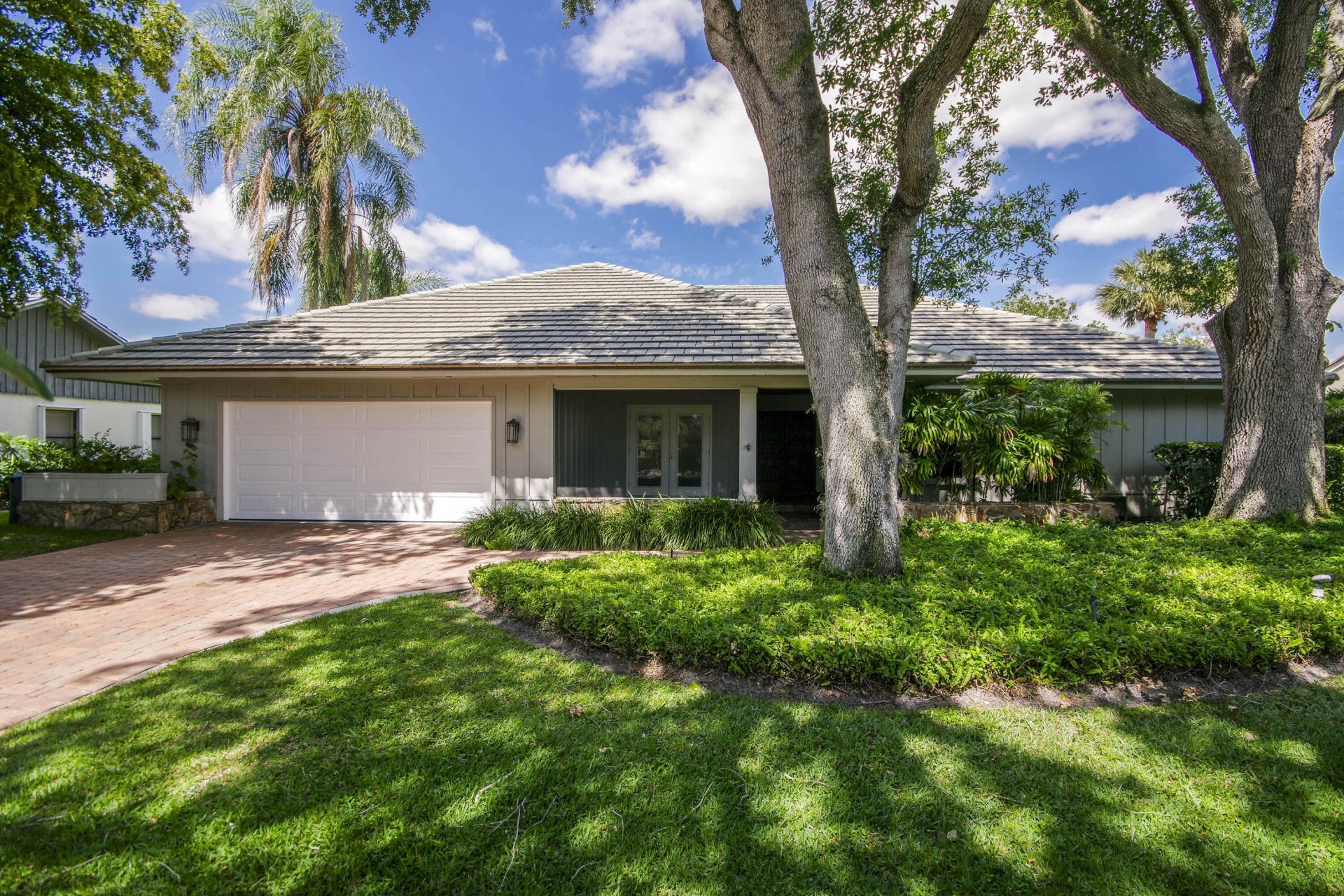1 Balfour Road E, Palm Beach Gardens, FL 33418 Photo