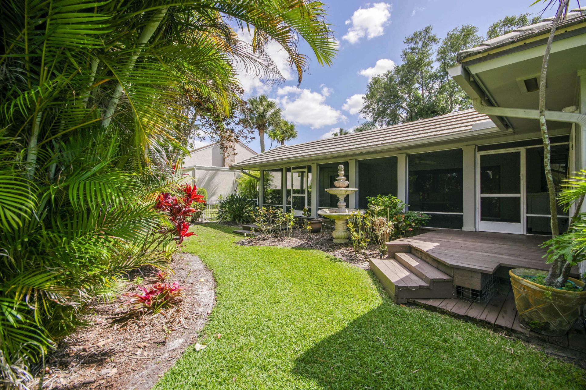 1 Balfour Road E, Palm Beach Gardens, FL 33418 Photo