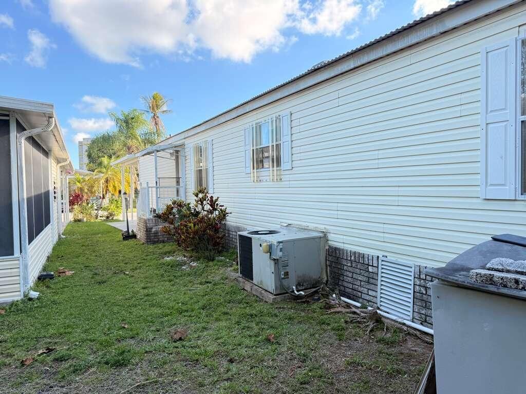 2 S 4 Seasons Road, Palm Beach Gardens, FL 33410 Photo