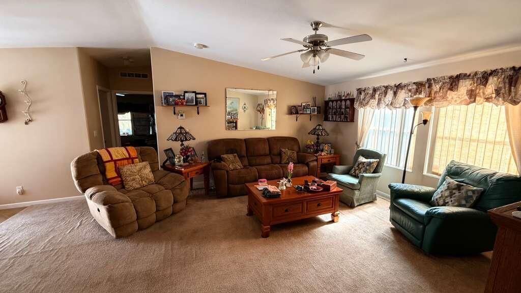 2 S 4 Seasons Road, Palm Beach Gardens, FL 33410 Photo