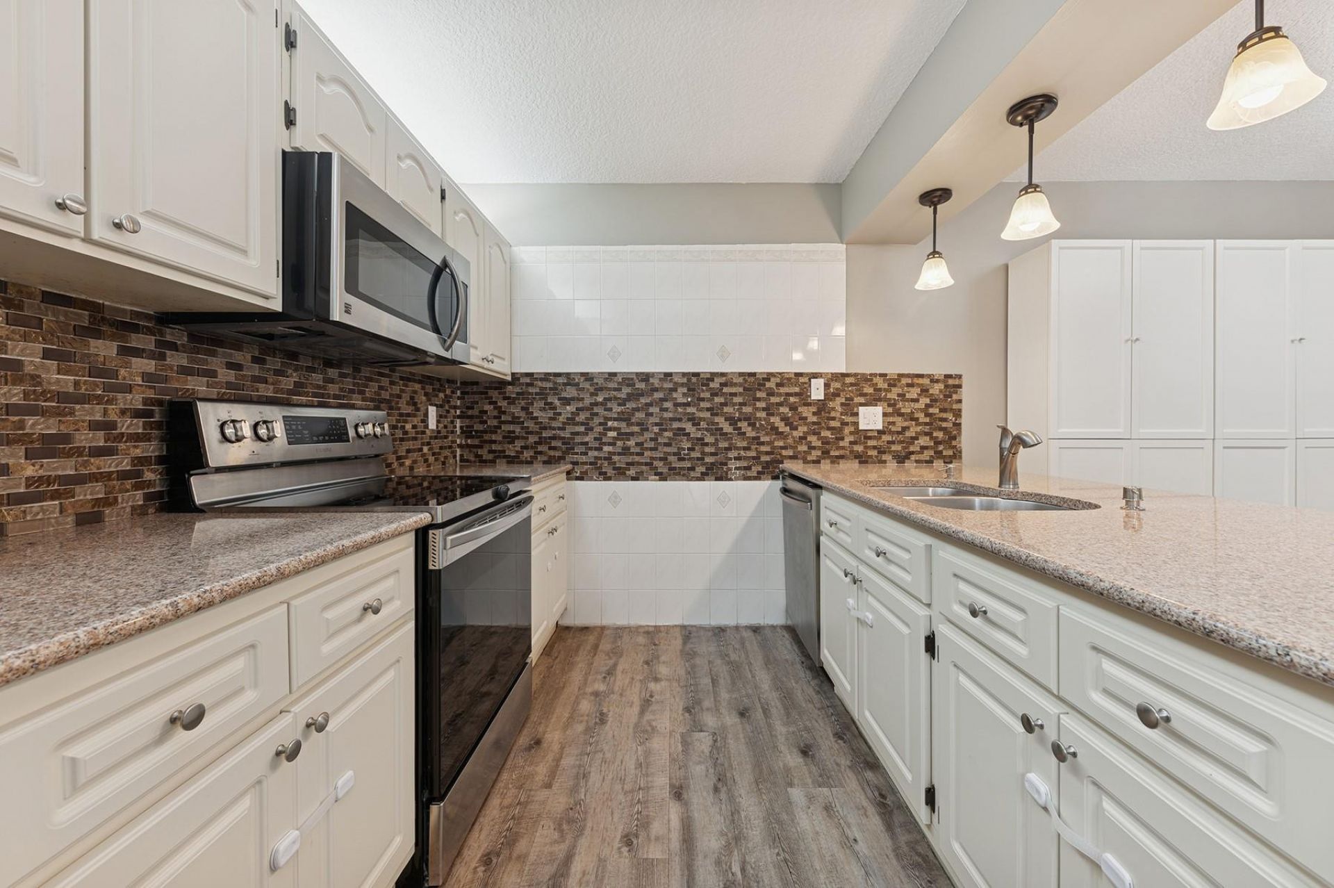 1155 SW 118th Terrace, Davie, FL 33325 Photo