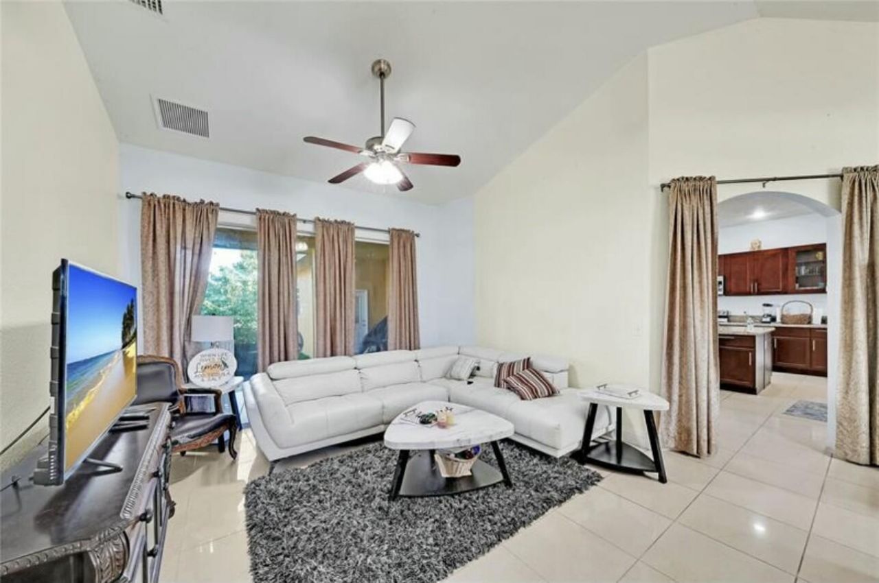 6112 NW Ginger Lane, Port Saint Lucie, FL 34986 Photo