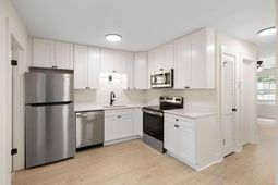 270 Fleming Road photo 4