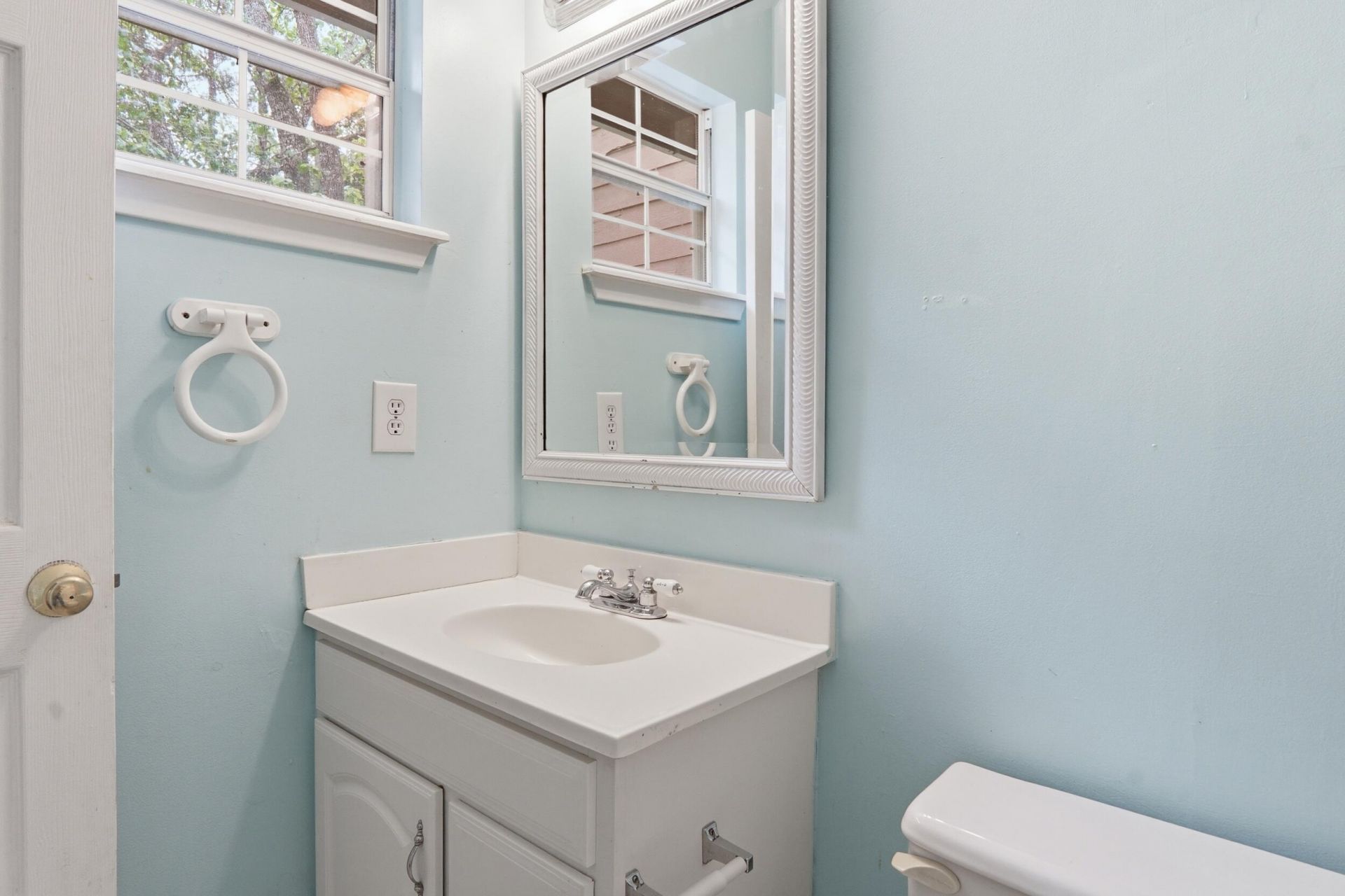 120 Luden Drive Photo 23