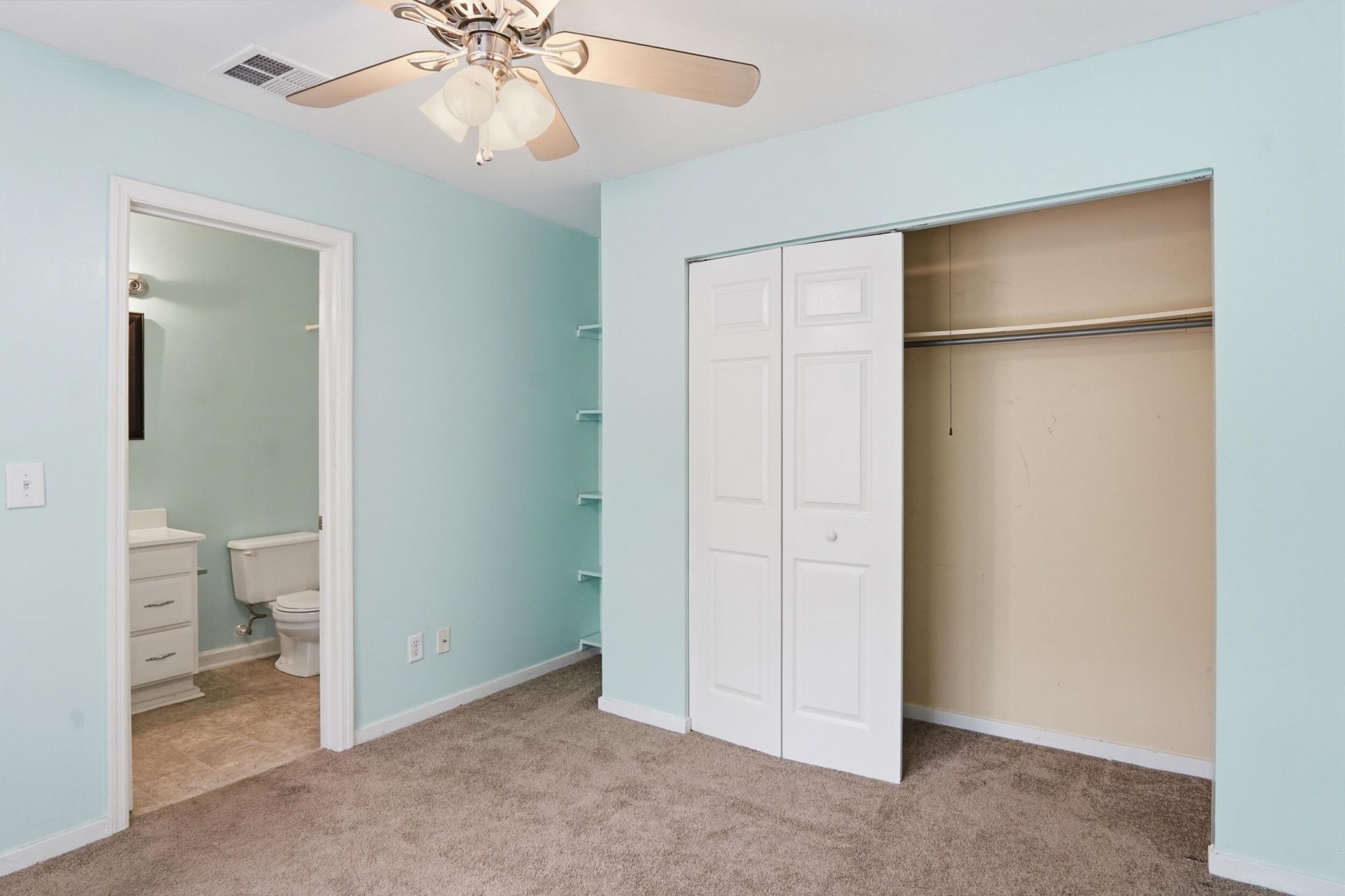 120 Luden Drive Photo 25