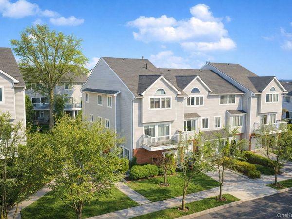 109 Indale Avenue , Staten Island, NY 10309