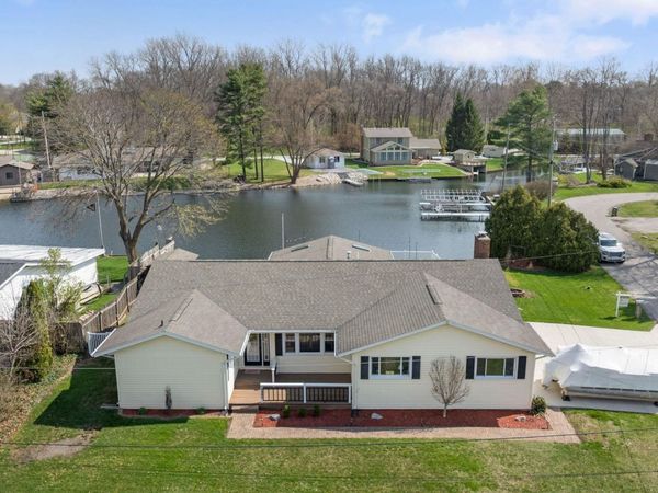 54442 Susquehanna Court, Elkhart, IN 46516