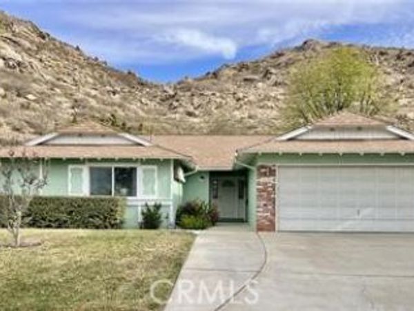 2530 Thayer Court, Riverside, CA 92507