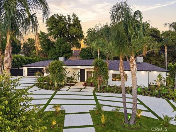 8400 White Oak, Sherwood Forest, CA 91325