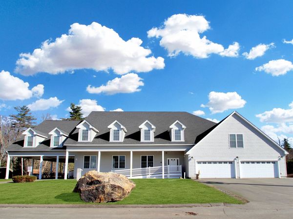 10 Diamond Oaks Boulevard, Unit 2, Kingston, NH 03848