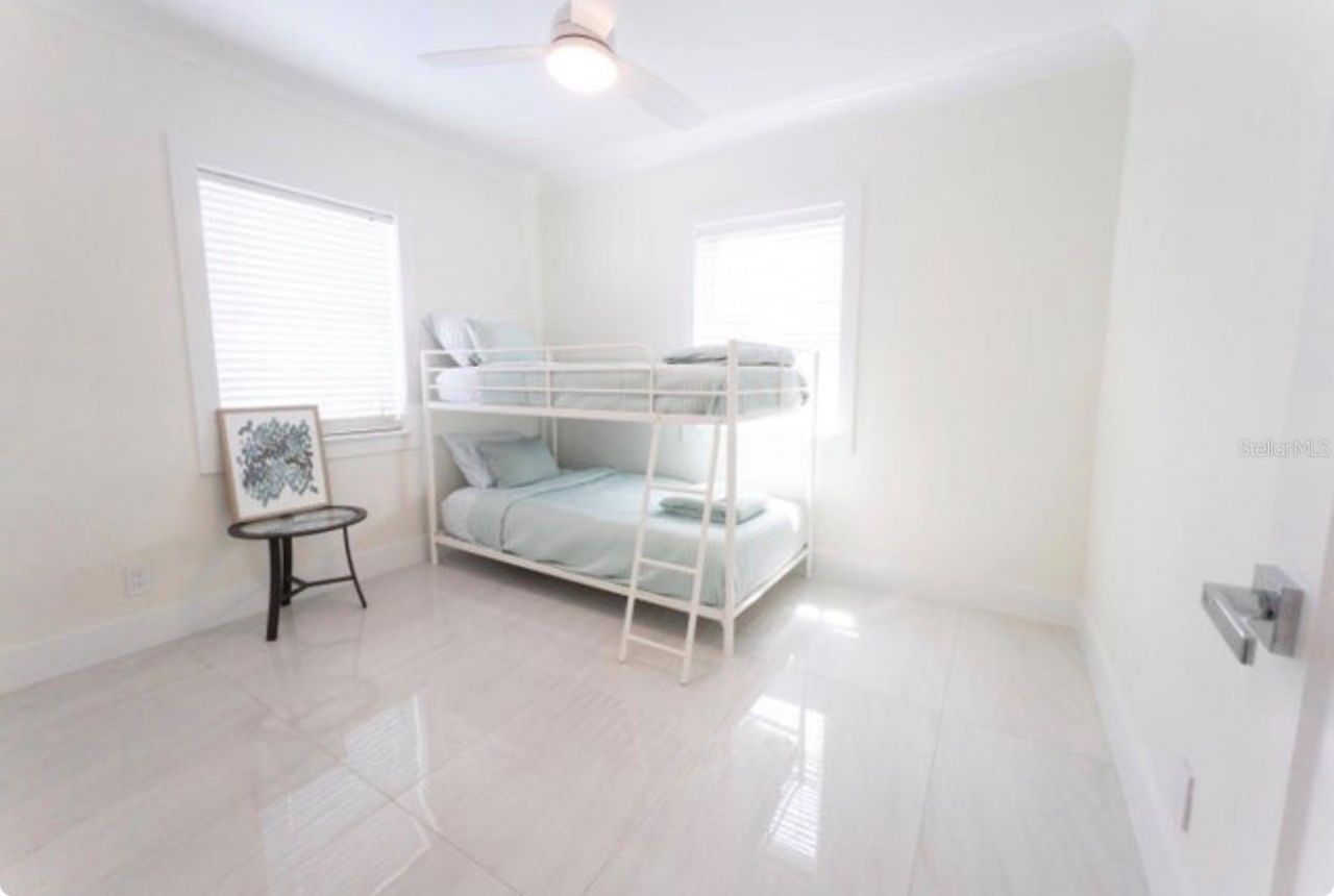 887 W Perry Street, Lantana, FL 33462 Photo