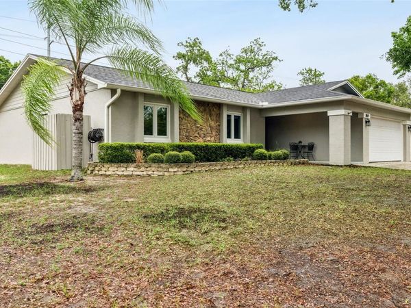 859 BENCHWOOD DRIVE , WINTER SPRINGS, FL 32708