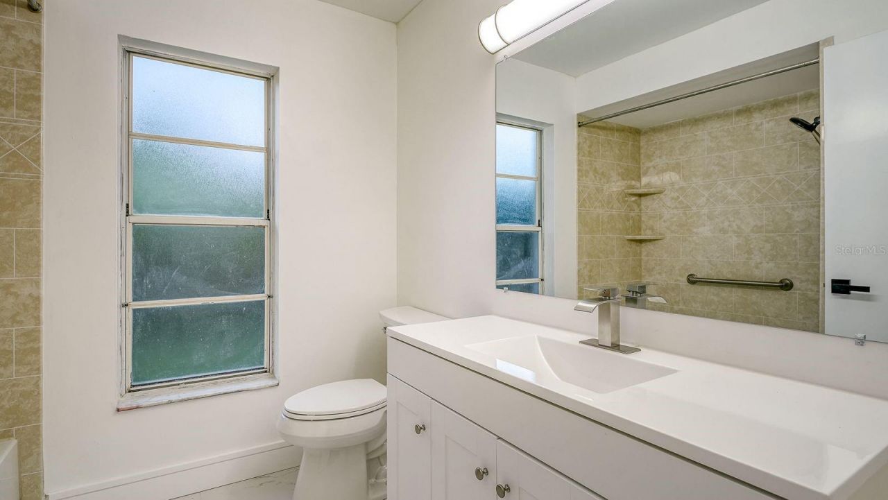 4368 Kingston Loop, Sarasota, FL 34238 Photo