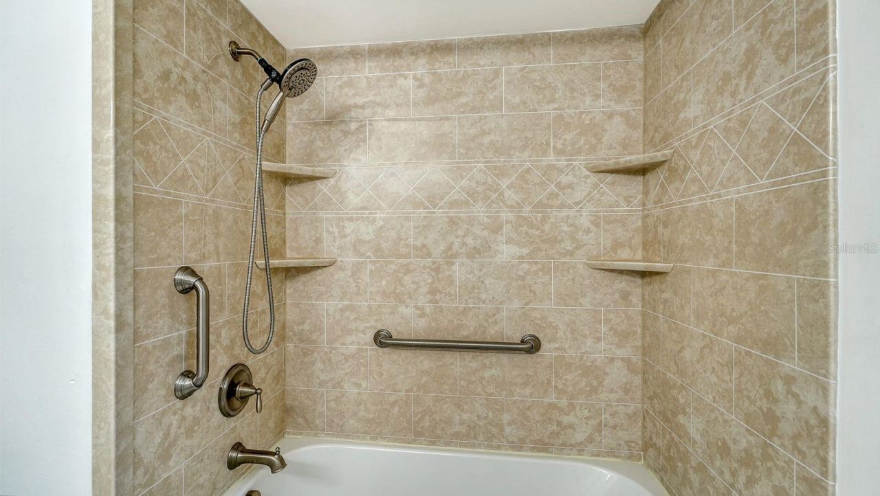 4368 Kingston Loop, Sarasota, FL 34238 Photo