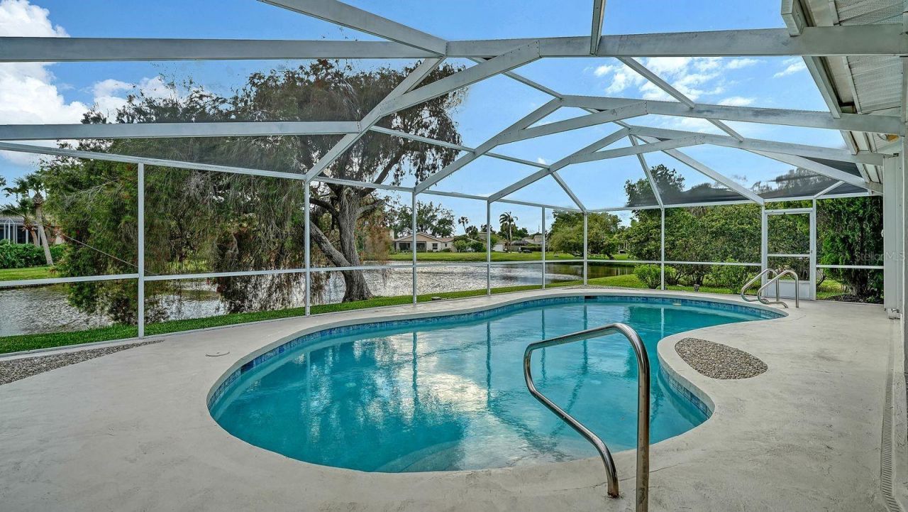 4368 Kingston Loop, Sarasota, FL 34238 Photo