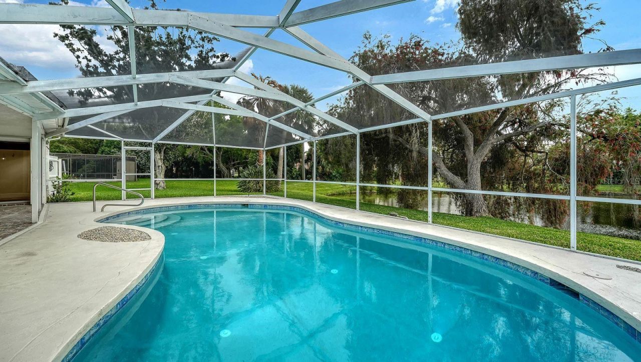 4368 Kingston Loop, Sarasota, FL 34238 Photo