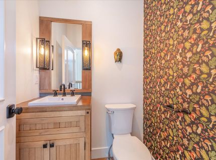 10947 Zermatt Drive, Truckee, CA 96161 Photo