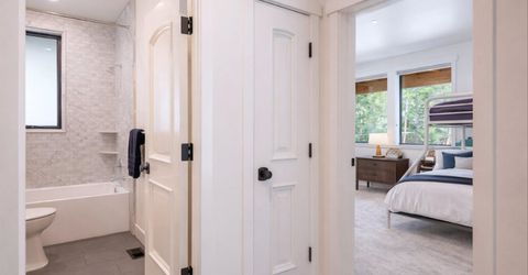 10947 Zermatt Drive, Truckee, CA 96161 Photo