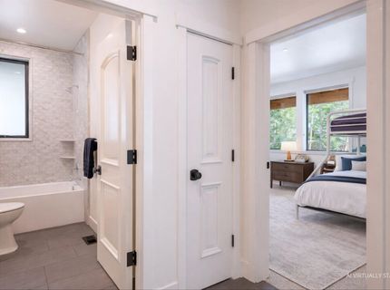 10947 Zermatt Drive, Truckee, CA 96161 Photo