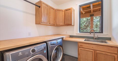 10947 Zermatt Drive, Truckee, CA 96161 Photo