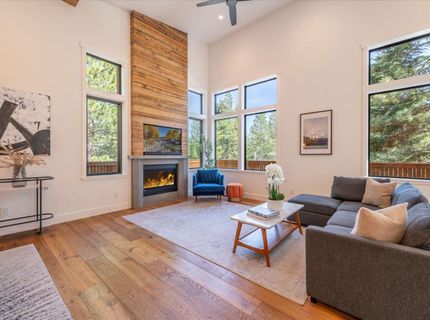 10947 Zermatt Drive, Truckee, CA 96161 Photo