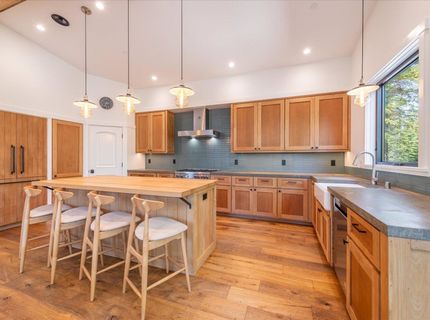 10947 Zermatt Drive, Truckee, CA 96161 Photo