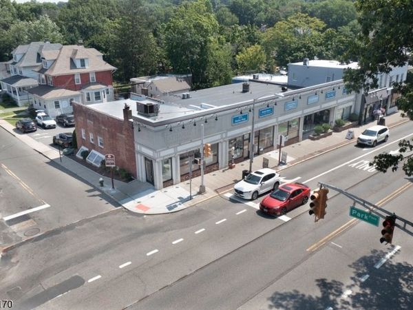 530 Bloomfield Ave, Verona, NJ 07044