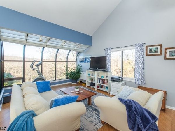 2 Falkenstein Dr, Unit 2, Vernon, NJ 07462