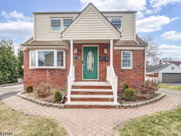 154 Orchard St, Elmwood Park, NJ 07407
