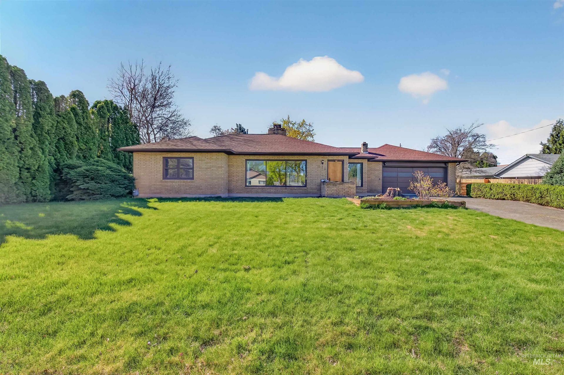 412 Warner Ave, Lewiston, ID 83501 Main Photo