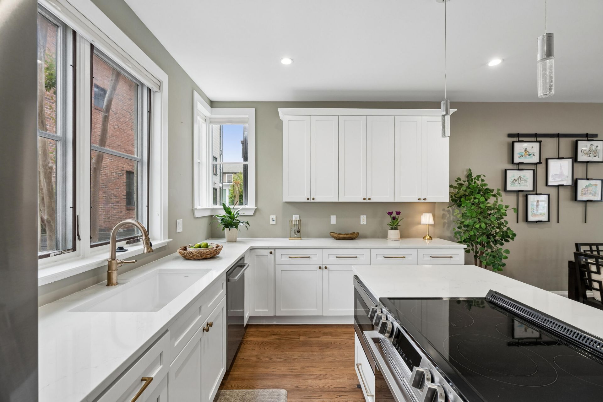 193 Saint Philip Street Photo 18