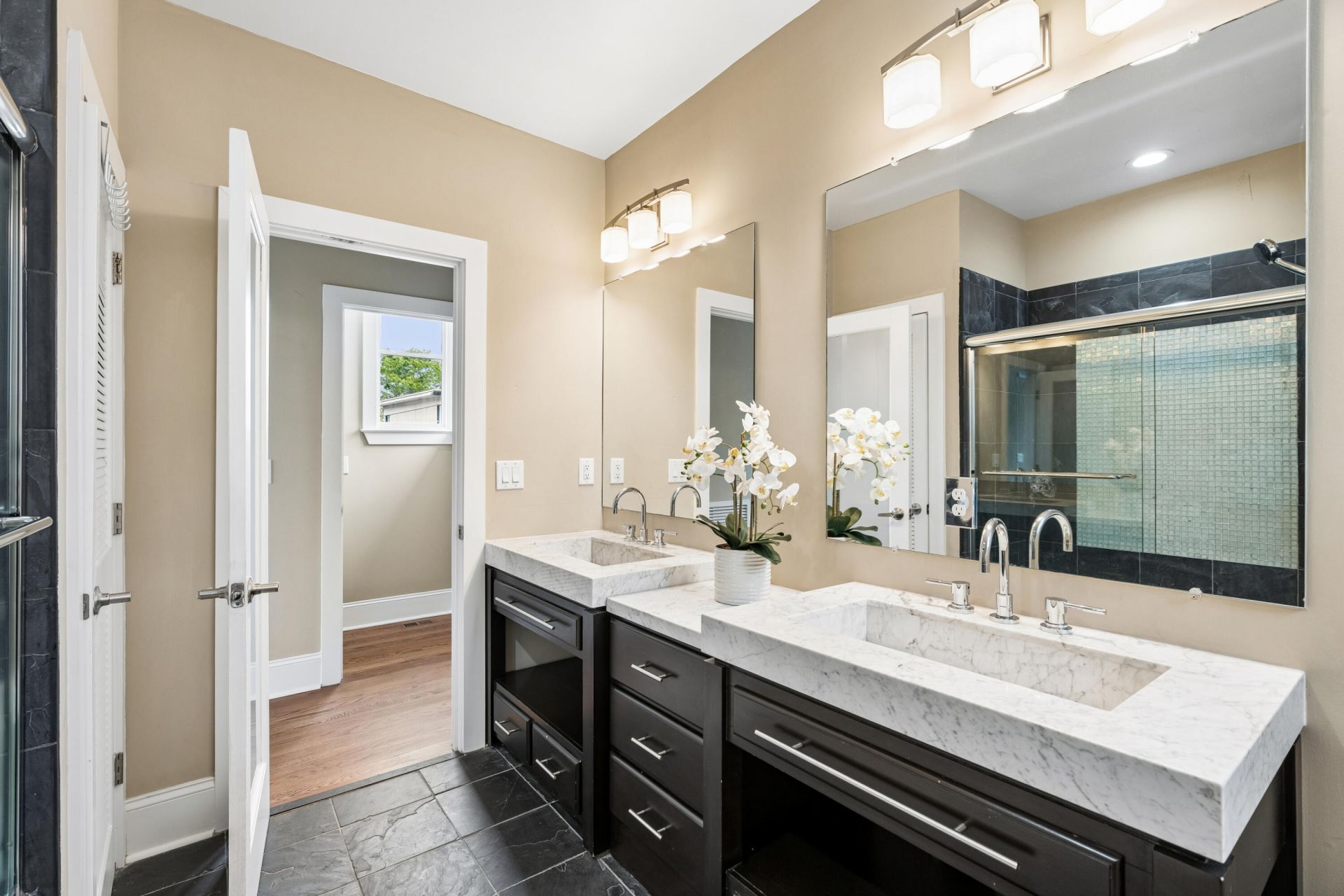 193 Saint Philip Street Photo 29