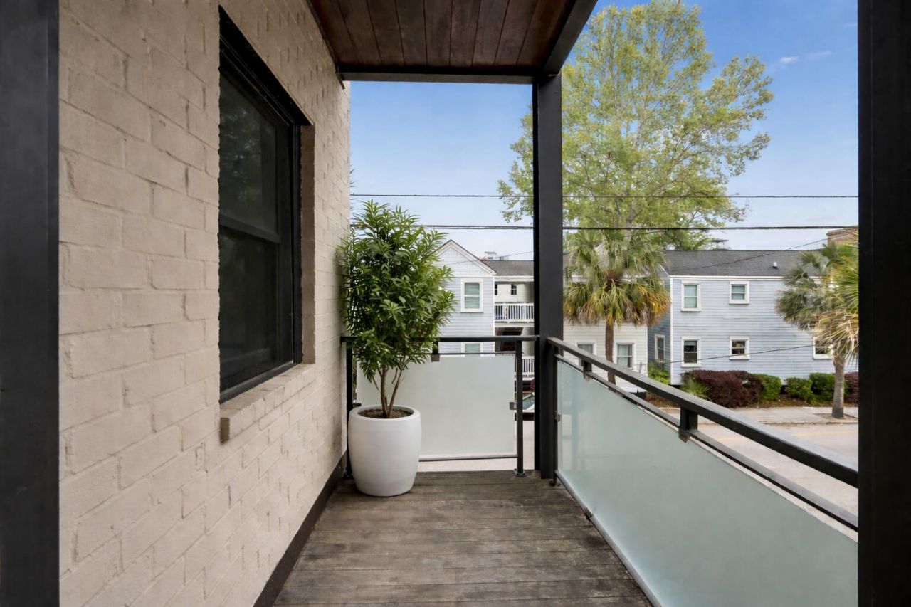 193 Saint Philip Street Photo 31