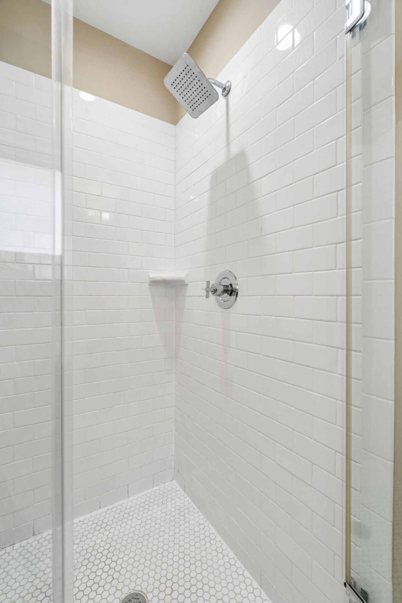 193 Saint Philip Street Photo 35