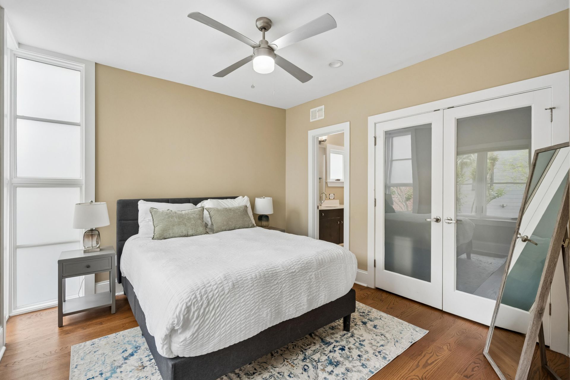 193 Saint Philip Street Photo 36