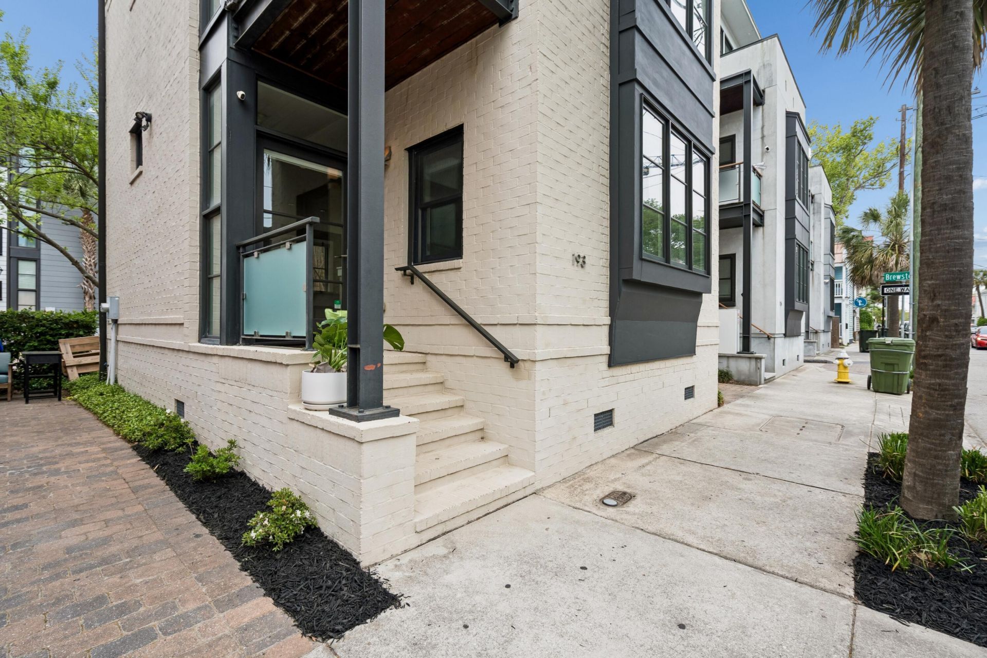 193 Saint Philip Street Photo 5