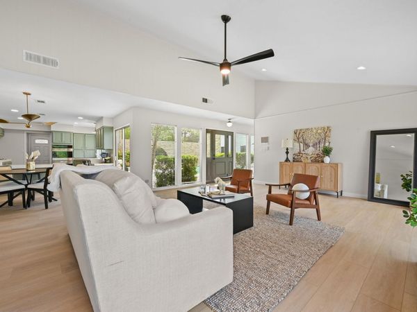 926 Lakeway DR, Lakeway, TX 78734