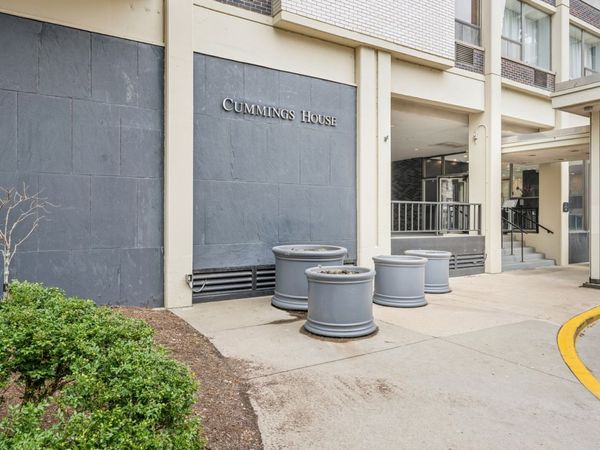 Unit 2812C, Chicago, IL 60610