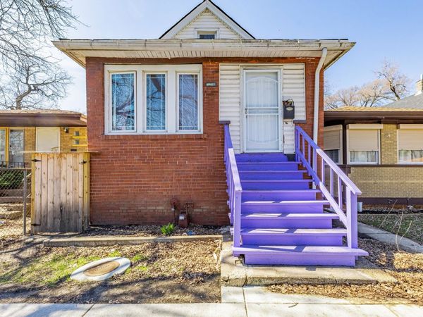 9020 S University Avenue , Chicago, IL 60619