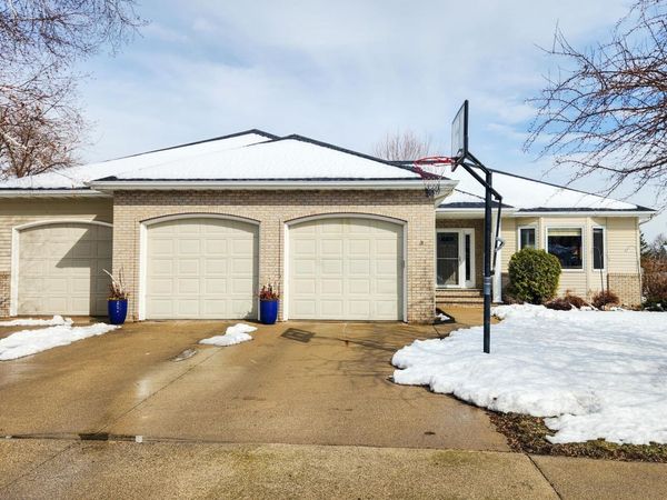 4041 S Rivershore Drive , Moorhead, MN 56560