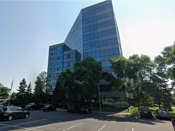 5601 Smetana Drive, Unit 313, Minnetonka, MN 55343