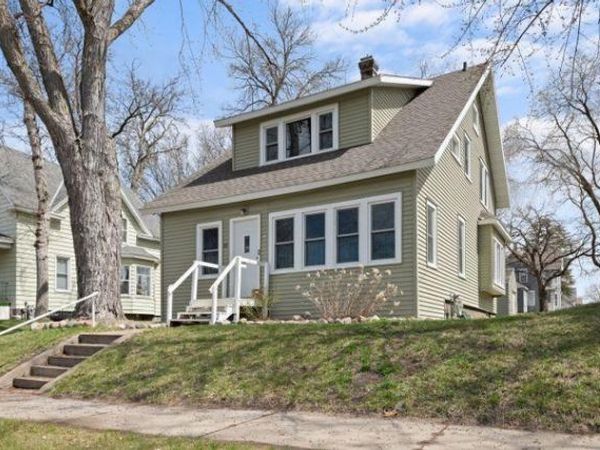 712 10th Avenue S, Saint Cloud, MN 56301